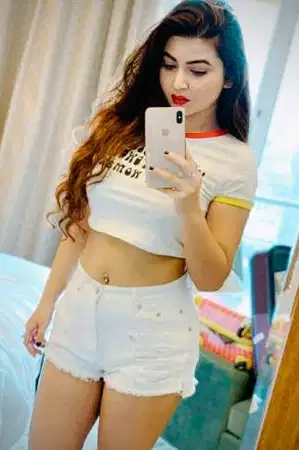 Top female escort available in Pune