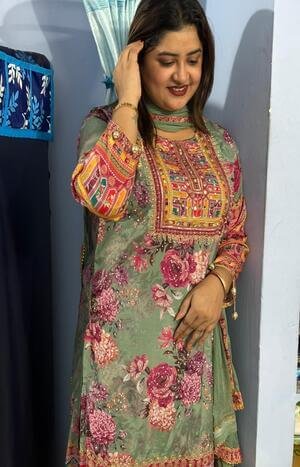 independent call girls in Pune